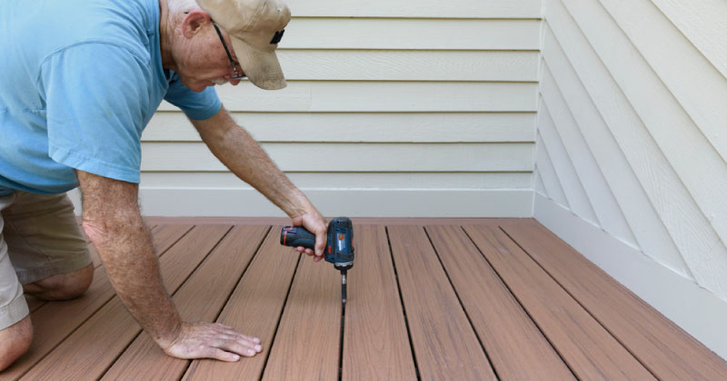 Space between decking boards 